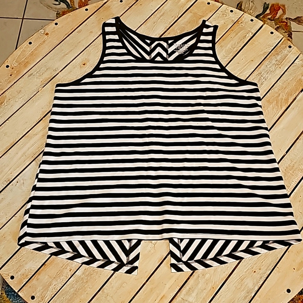 💥4 for $25💥 Women's Black Striped 3xl Tank Top